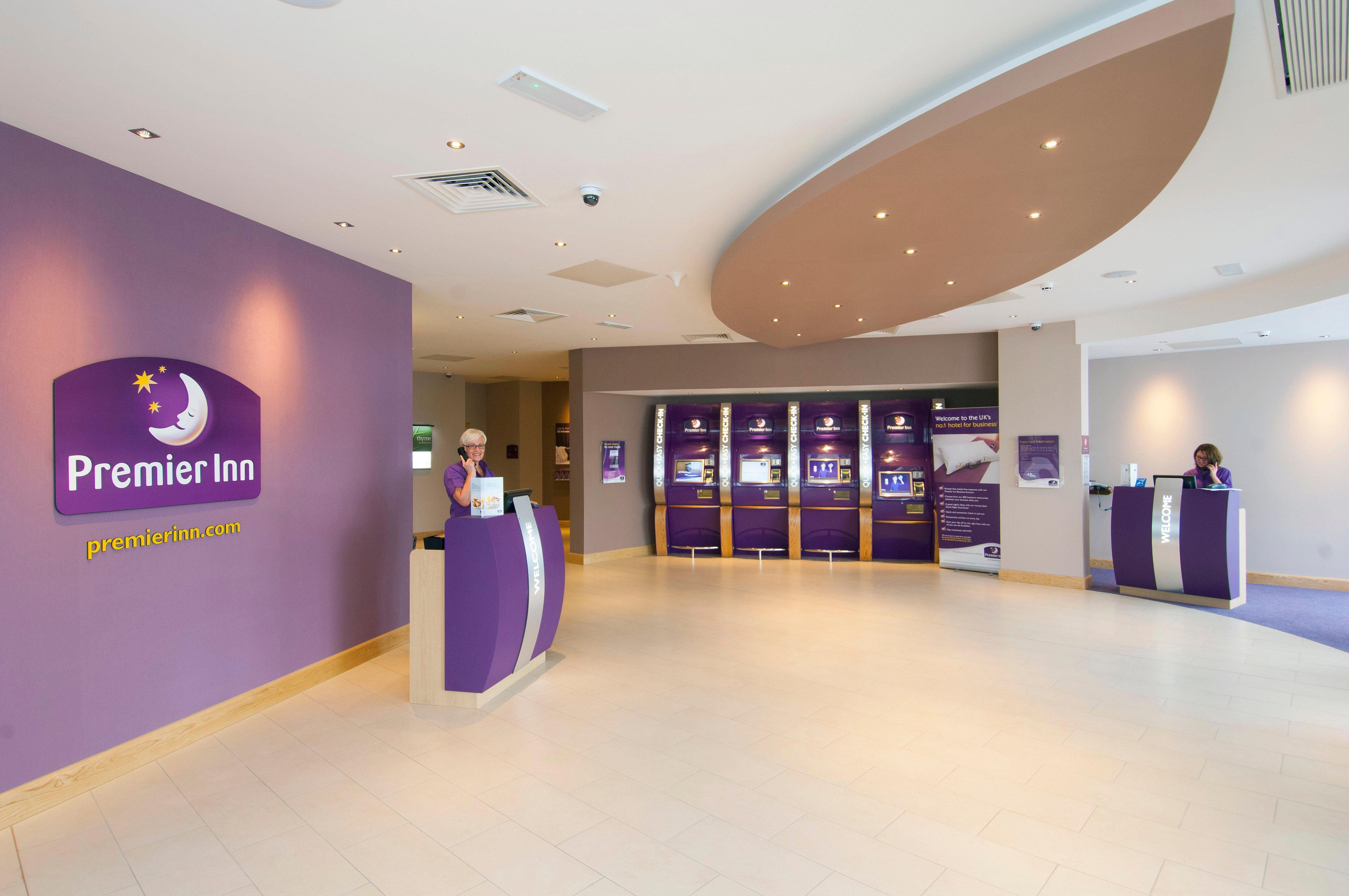 Holiday Inn Express London Stansted Airport, An Ihg Hotel Stansted Mountfitchet Εξωτερικό φωτογραφία