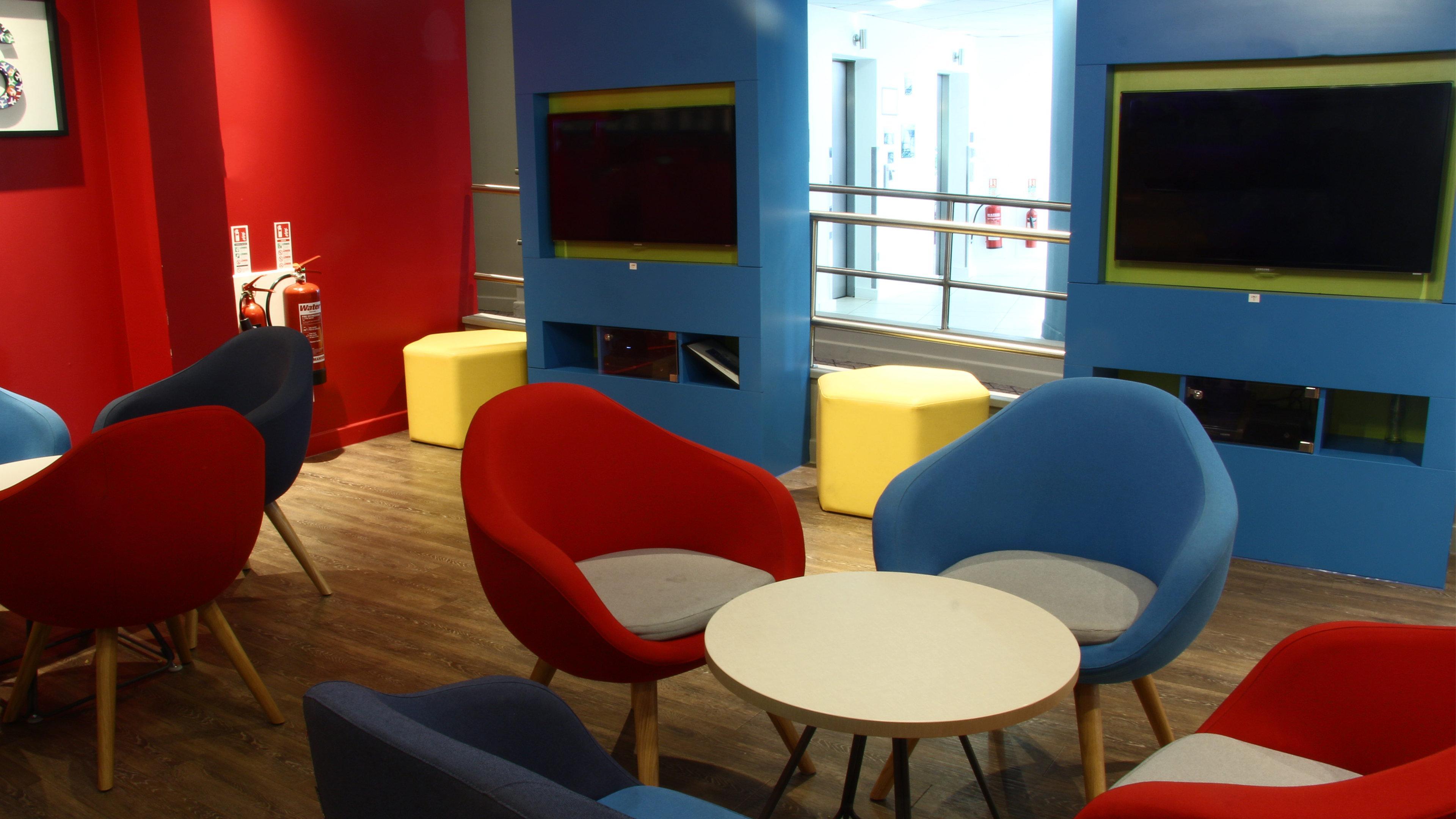 Holiday Inn Express London Stansted Airport By Ihg Stansted Mountfitchet Εξωτερικό φωτογραφία