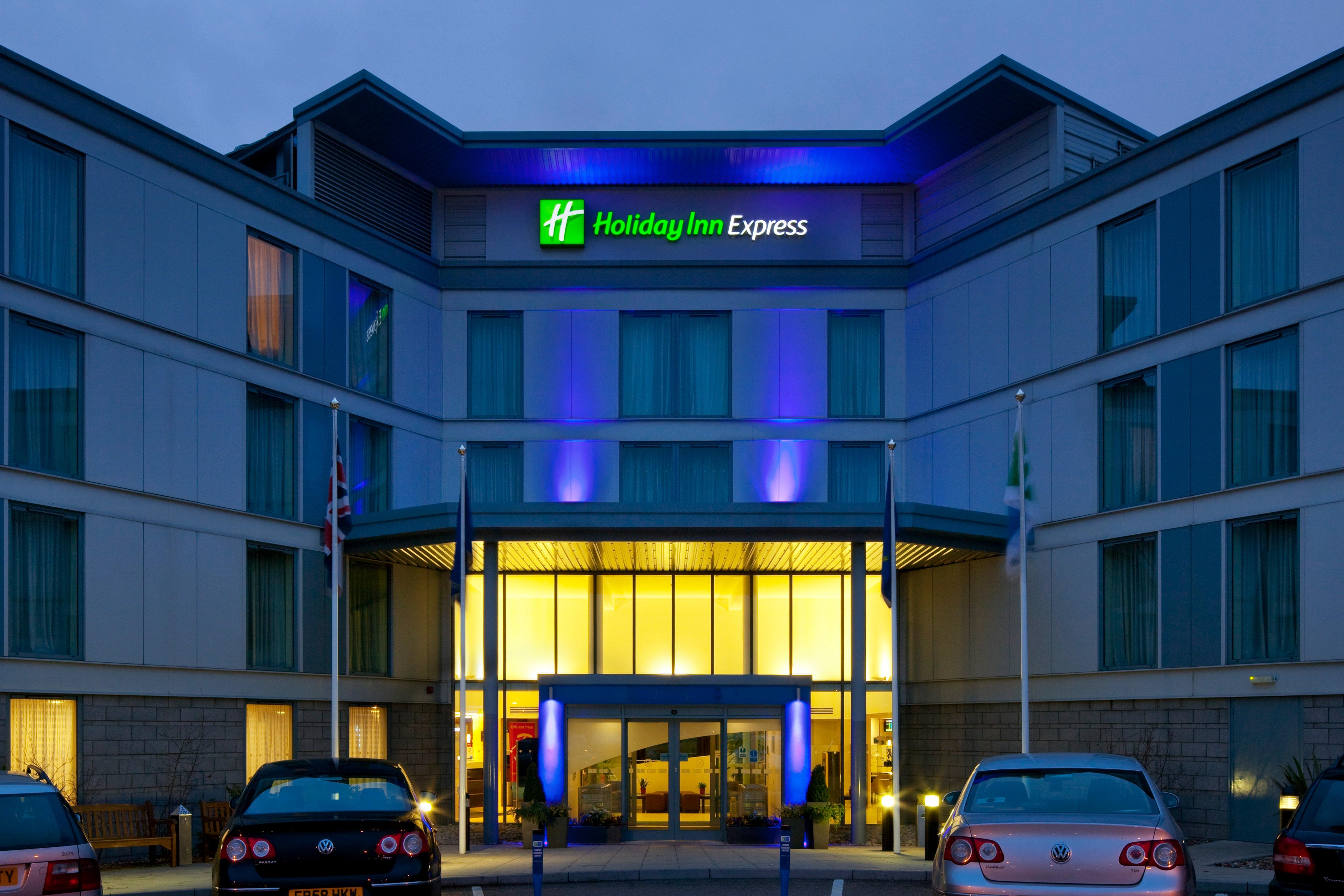 Holiday Inn Express London Stansted Airport, An Ihg Hotel Stansted Mountfitchet Εξωτερικό φωτογραφία