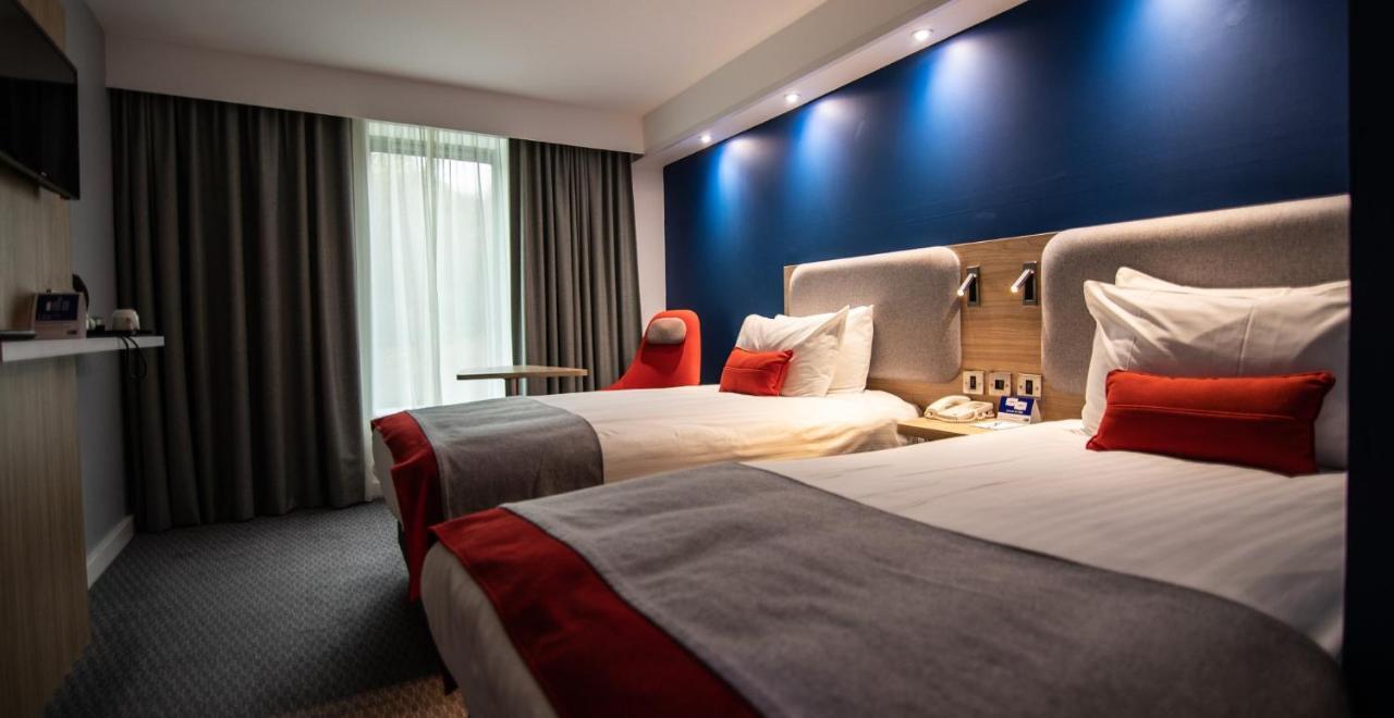 Holiday Inn Express London Stansted Airport, An Ihg Hotel Stansted Mountfitchet Εξωτερικό φωτογραφία